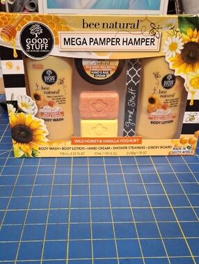 Good Stuff Bee Natural Mega Pamper Hamper Wild Honey & Vanilla Yoghurt Set of 6
